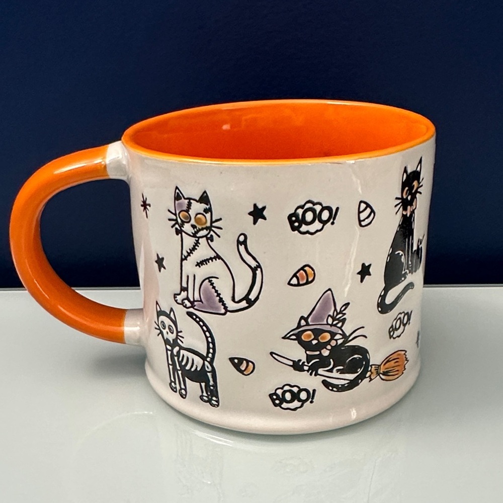 NWT Eli + Ana Halloween Cat Mug